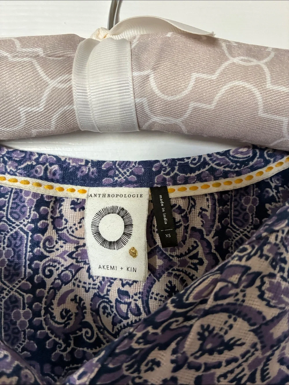 Women’s XS Anthropology Purple, Blue & Cream Printed Boho Button-Front Blouse.